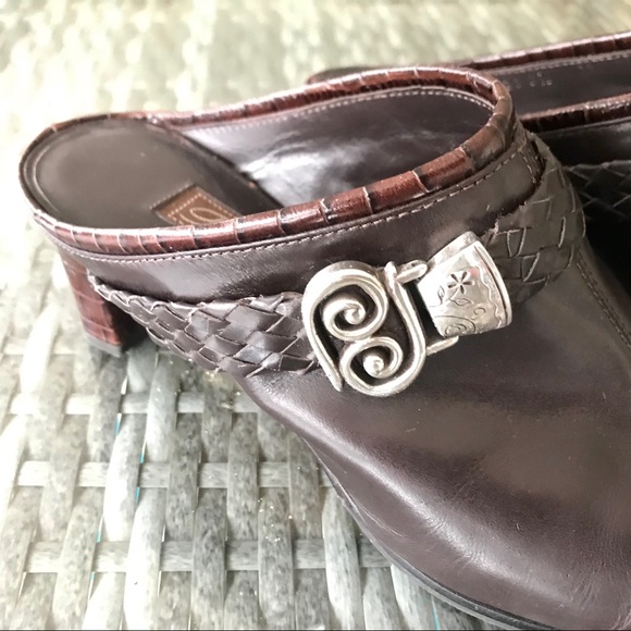 Shoes - Picture 2 of 5